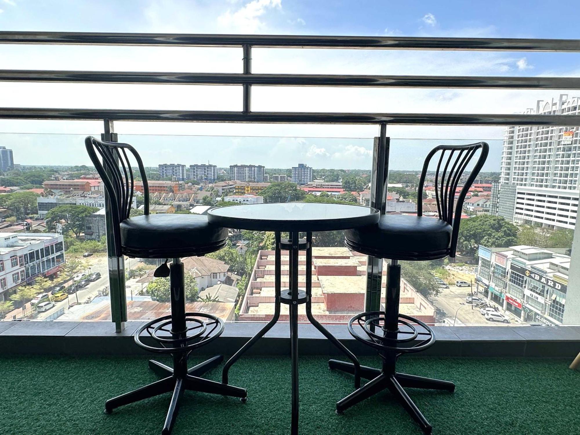 Cahaya Qaira Homestay @ D'Perdana Кота Бару Екстериор снимка