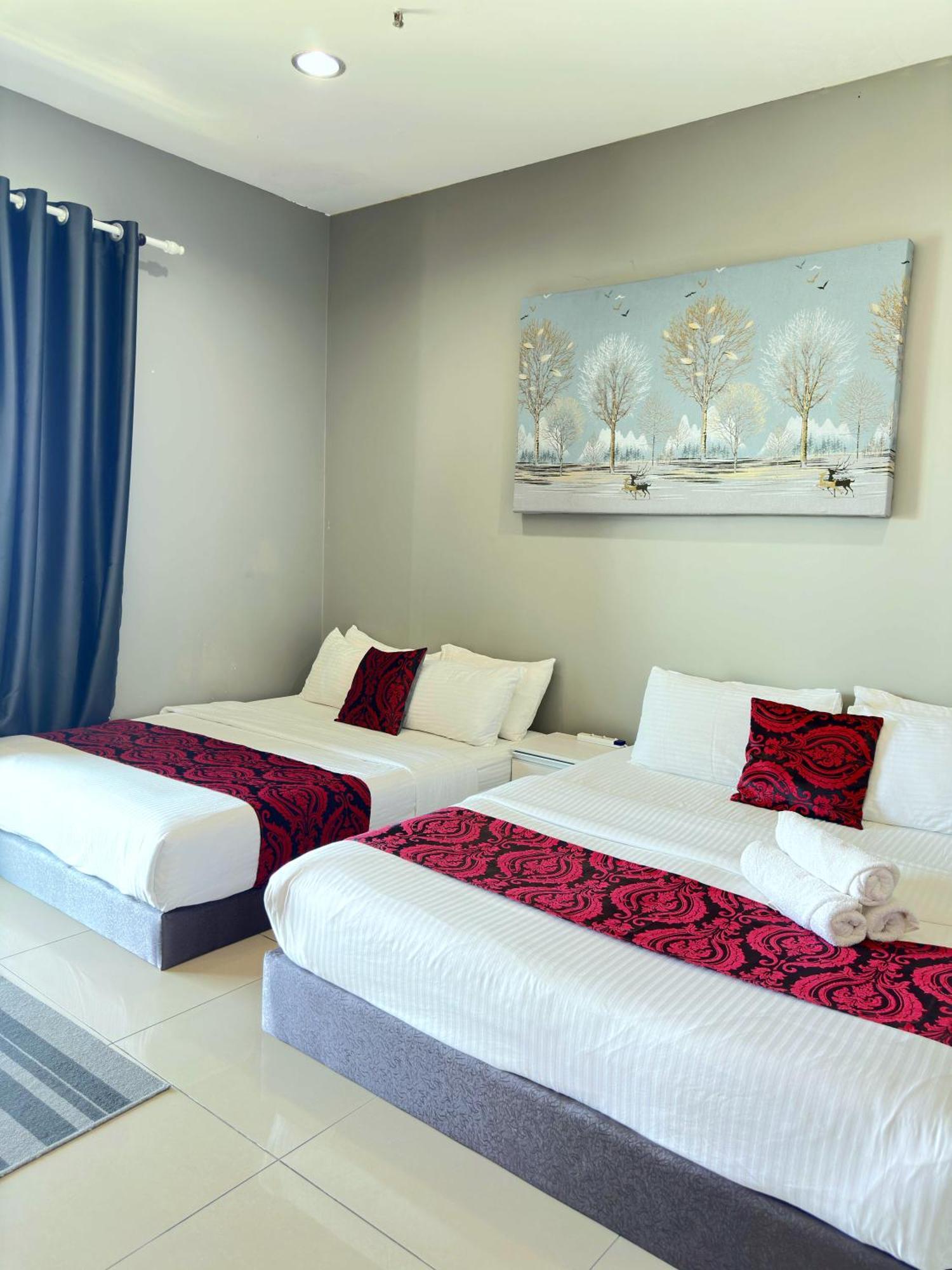 Cahaya Qaira Homestay @ D'Perdana Кота Бару Екстериор снимка